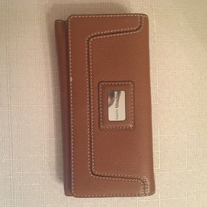 Michael Kors wallet no longer used.